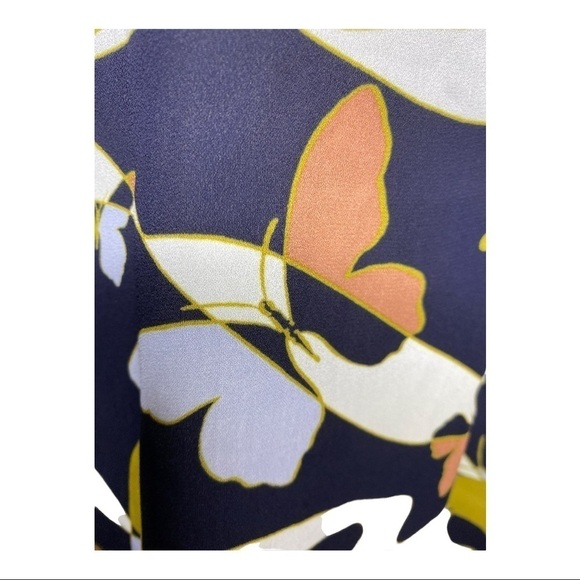 Ann Taylor Pleated Cuff Butterfly Print Blouse Size M - Picture 3 of 9
